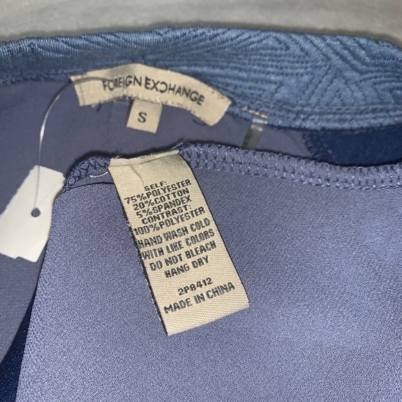 Foreign Exchange Crop Sweater - Picture 7 of 12